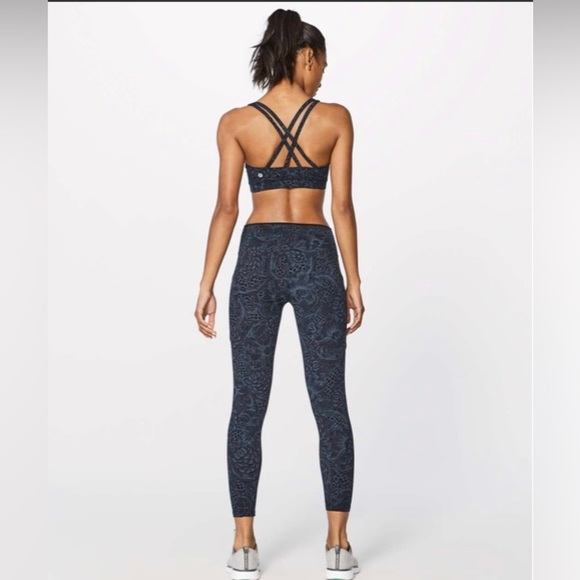 Lululemon Run On Tight (25")in Nouveau Mach Blue Black Leggings Size 6 - Picture 9 of 10